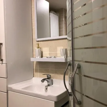 Maja 2 アパート *